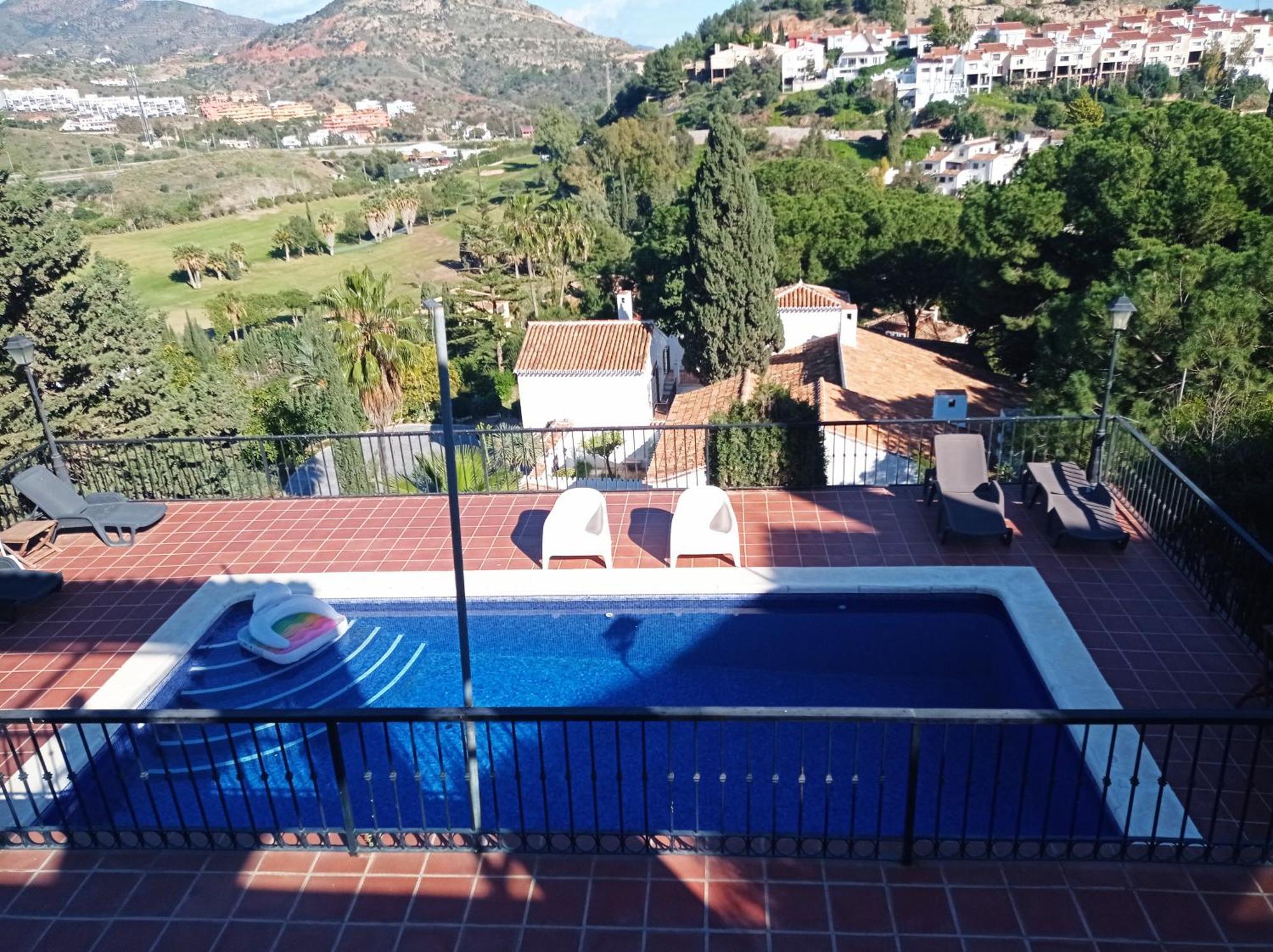 Apartamento En Villa Con Piscina Málaga Exteriör bild